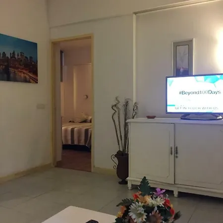 Flat Yumbo Centrum